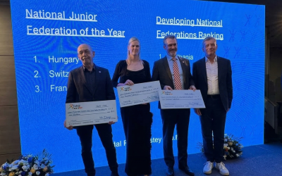 Európa trónján a juniorok: Bukarestben díjazták a magyar triatlon-válogatottat