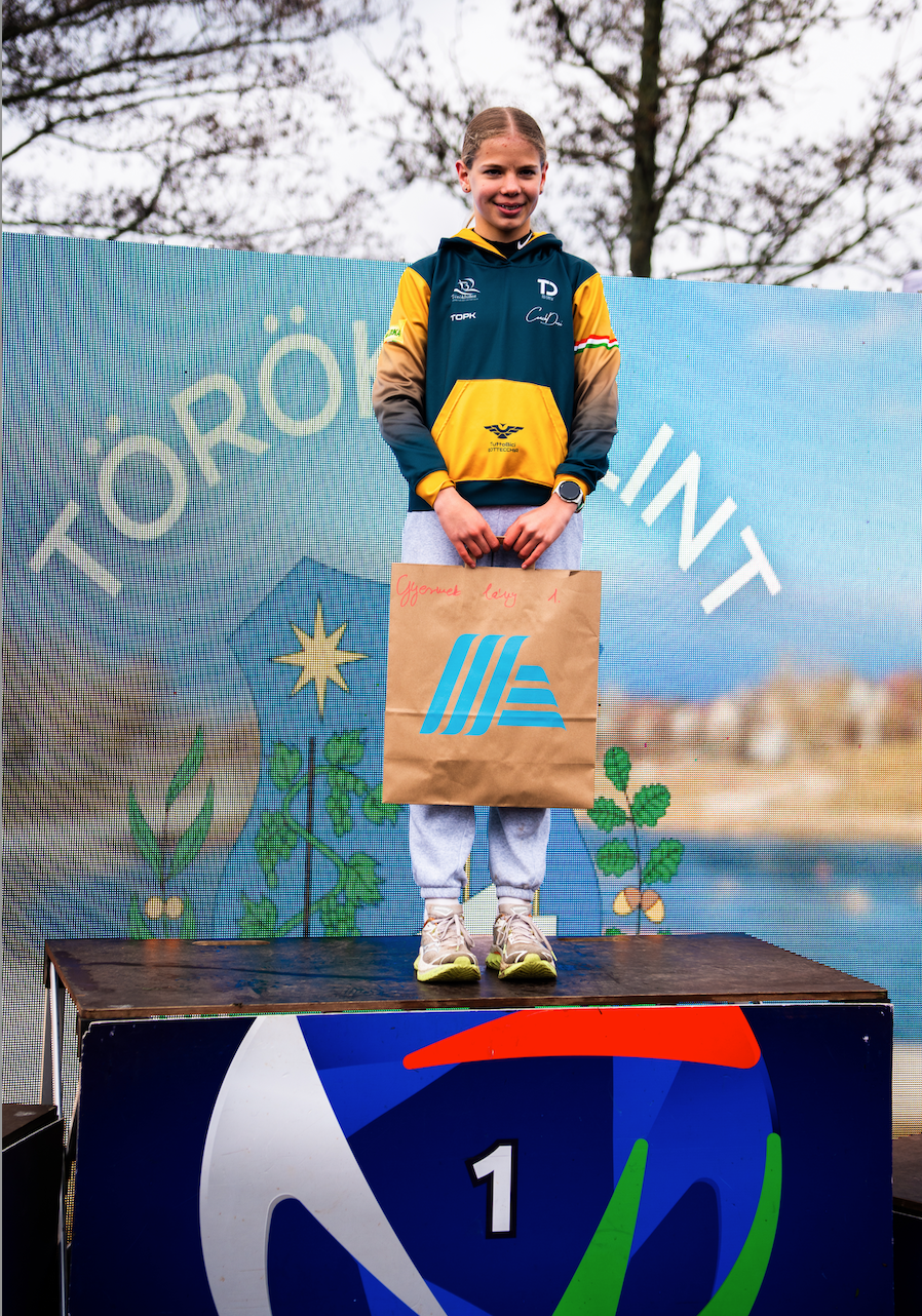 A jövő bajnokain az eső és a szél sem fogott ki Törökbálinton TB 04