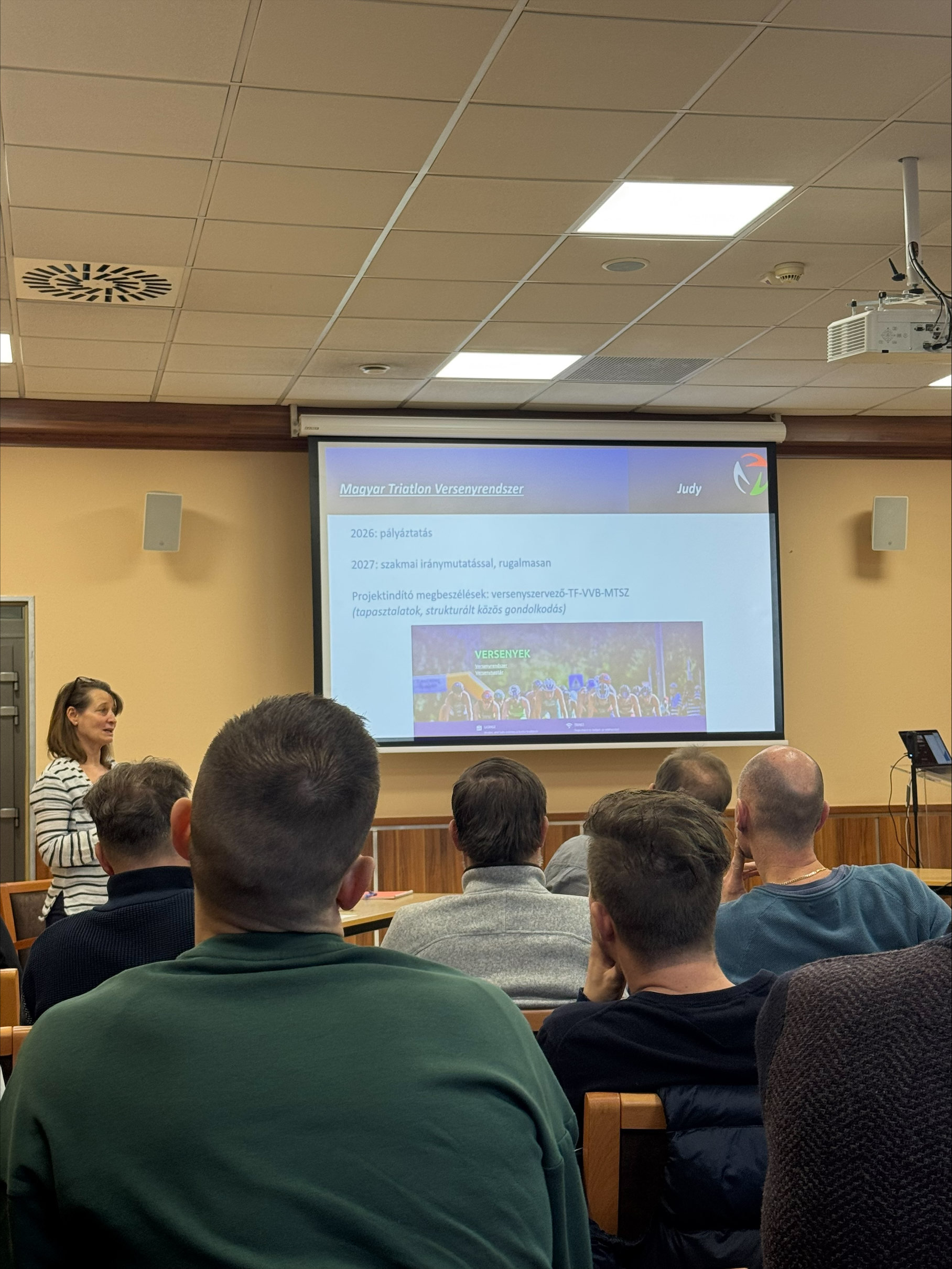 stabil alapok &eacute;s fontos szakmai p&aacute;rbesz&eacute;d: lezajlott az &eacute;ves versenyszervezői f&oacute;rum